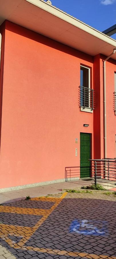 Lake Como Casa La Rosa อับบาเดีย ลาเรียนา ภายนอก รูปภาพ