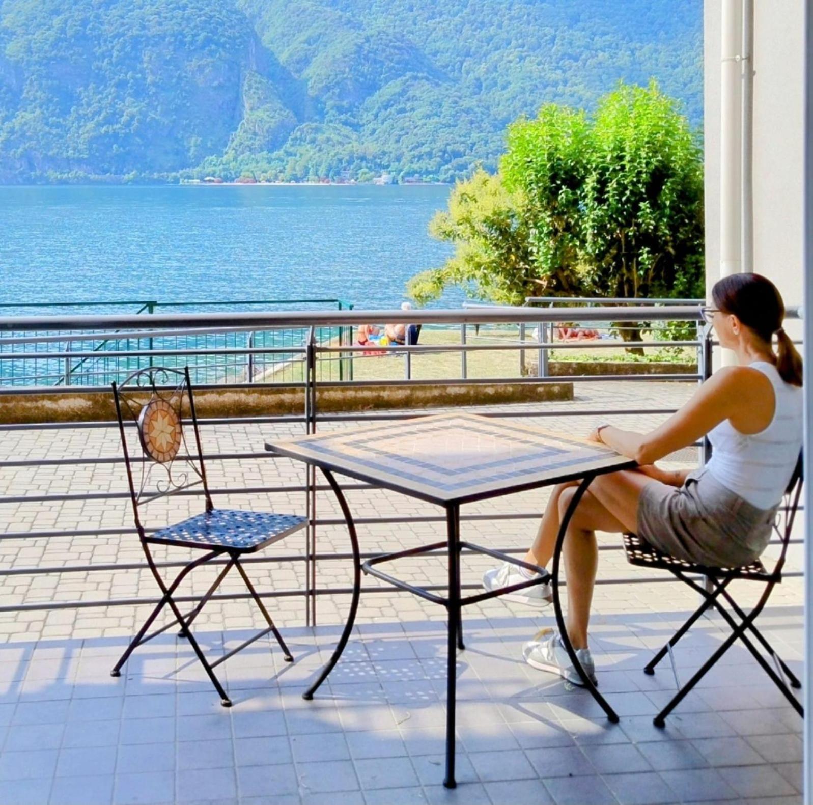 Lake Como Casa La Rosa อับบาเดีย ลาเรียนา ภายนอก รูปภาพ