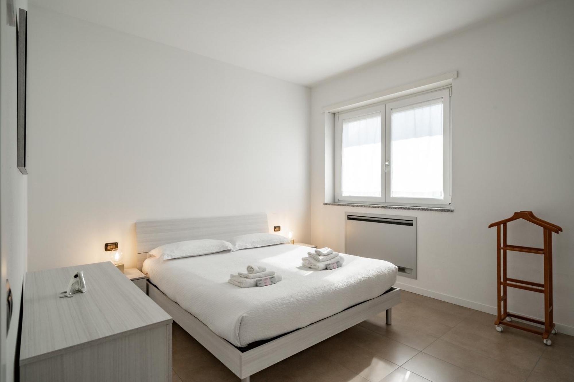 Lake Como Casa La Rosa อับบาเดีย ลาเรียนา ภายนอก รูปภาพ
